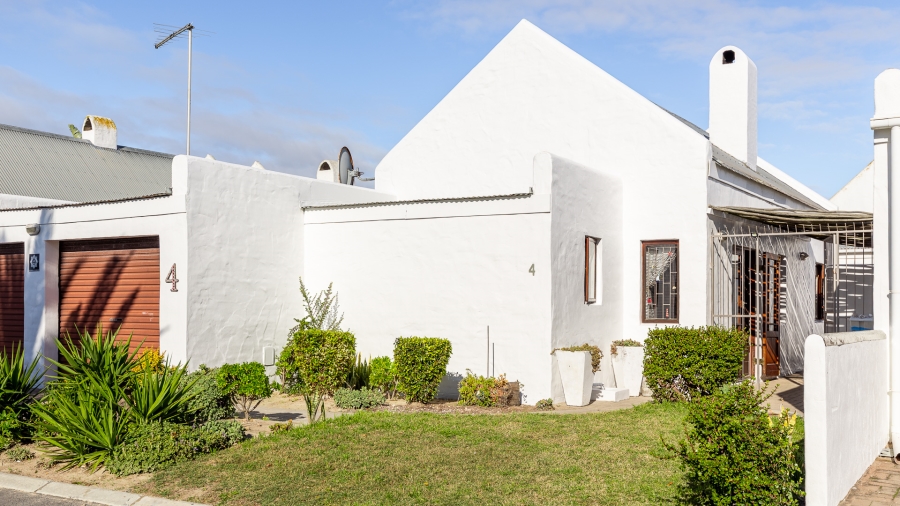 3 Bedroom Property for Sale in Laaiplek Western Cape